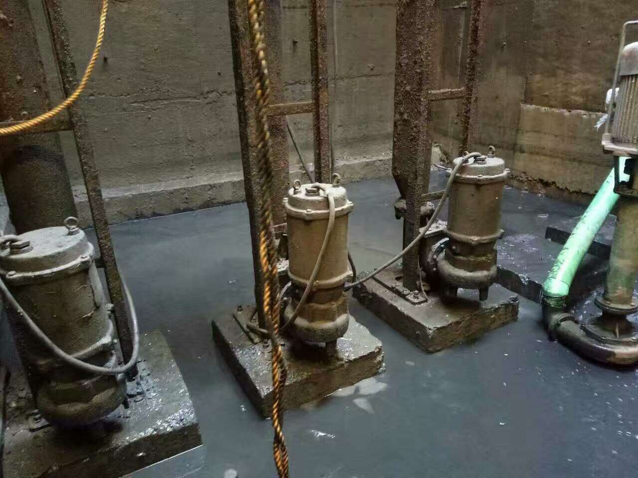 茌平污水池清理