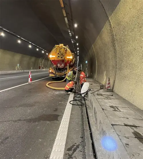 茌平隧道排水渠清淤